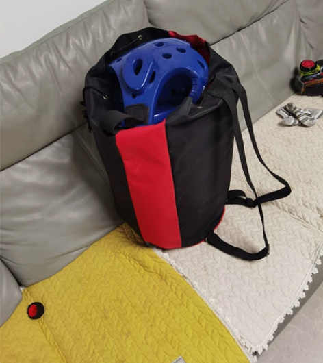跆拳道护具一套L尺码 L,买来后一直未用...