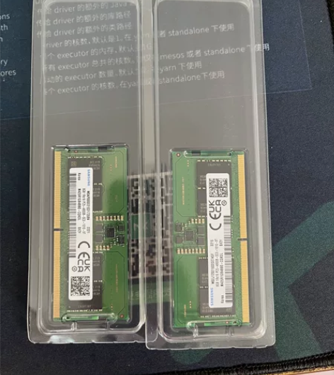 三星DDR5笔记本内存，两个8G的。从八月...