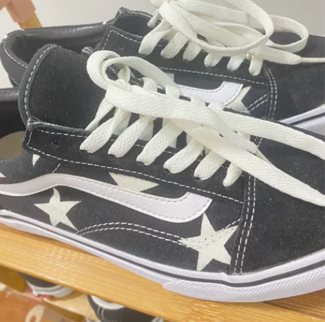 Vans板鞋日版 39码 买小了 下地一次...