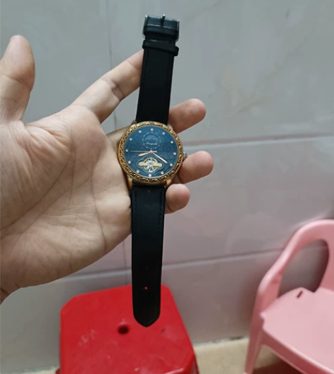 浪琴机械手表，实拍图片，不走了。有意私聊，...