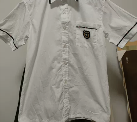 校服，新希望制服8号，穿一次几乎全新，包邮...