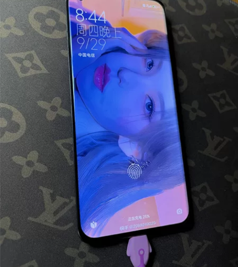 小米11ultra 8+256 95新 充...