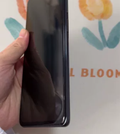 红米k40pro，8128，屏幕细微划痕，...