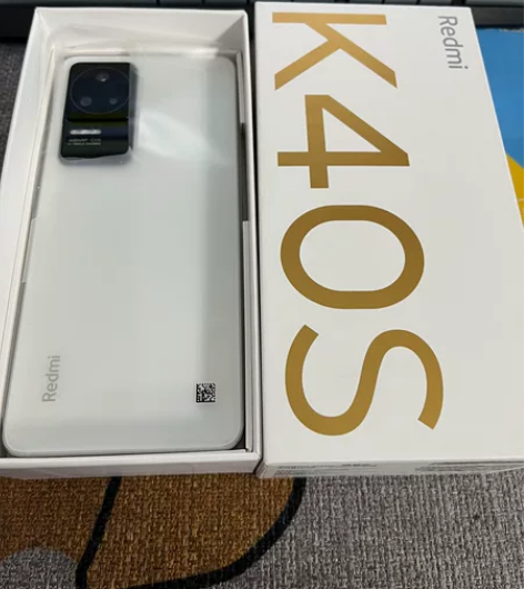 红米K40S,白色,内存8+256G,9月...