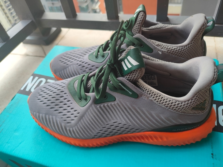 adidas阿迪达斯跑鞋 alphabou...