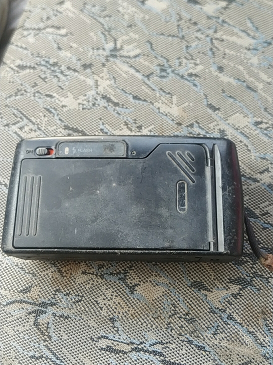理光YF-20X相机，当配件出，品相如图，...