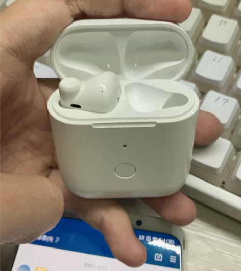 qcy t8s左耳+充电仓 充电仓按钮...