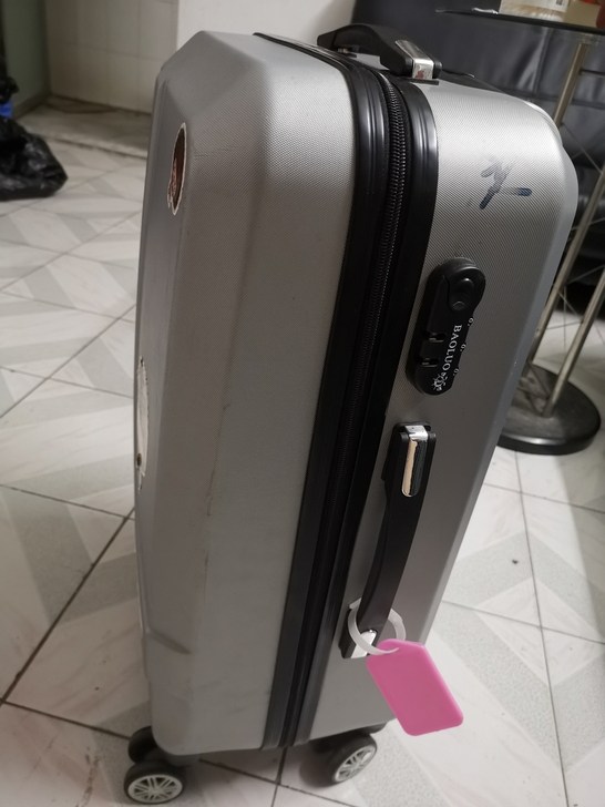 京嵘保罗行李箱 24寸 万向静音轮
