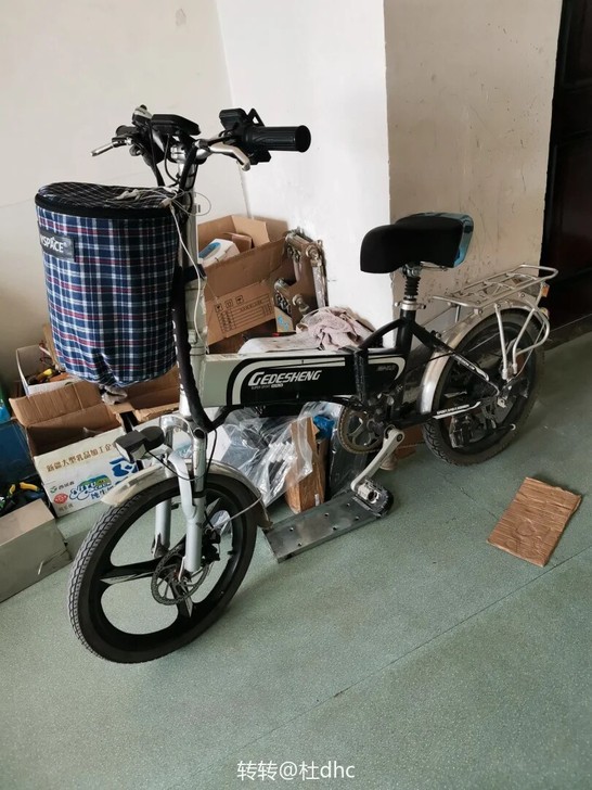 正步折叠电动车 折叠电动车，全铝车身，重量...