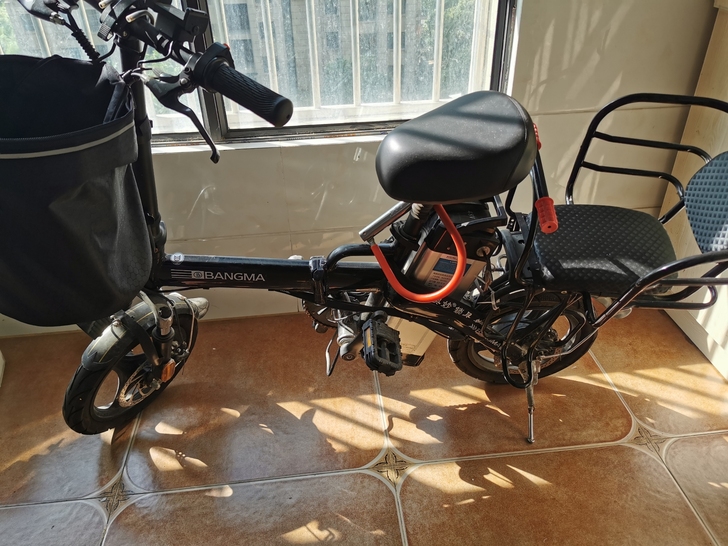 浜马代驾电动车,买来准备跑代驾的,后来没有...