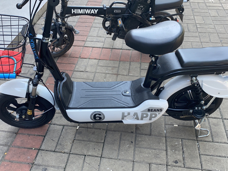 卖车，电池全新