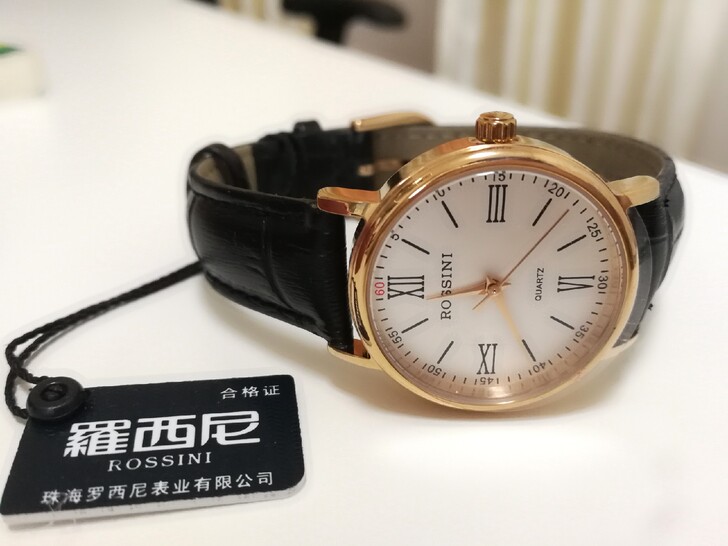 罗西尼全新玫瑰金手表全新带包装盒合格证齐全