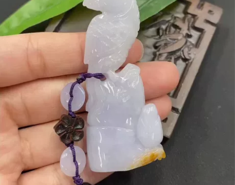闭店清货：纯天然A货翡翠吊坠，玉雕、摆件、...
