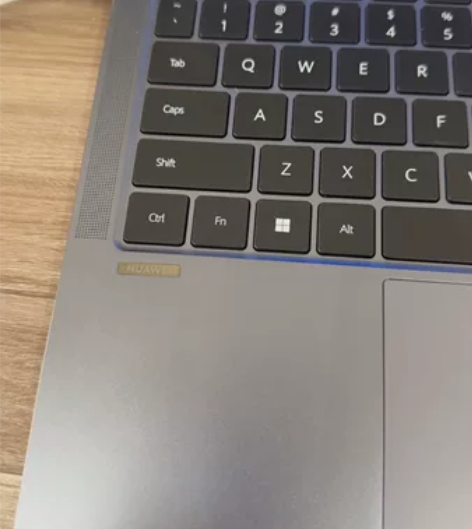 华为matebookxpro2022款i7...