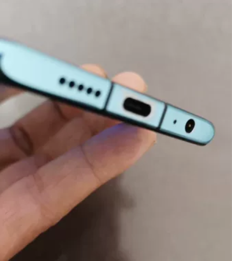 华为p30.8+128G,无任何拆修,尾插...