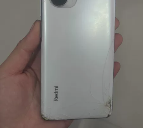 红米k40por  8+256内存，成色看...
