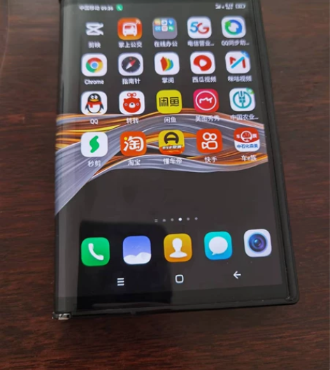 柔宇二代折叠屏手机，双卡双待支持5g，有需...