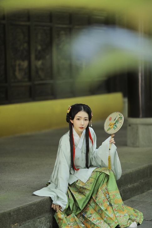 兰若庭 汉服 如意松鼠 明制 妆花 马面 ...