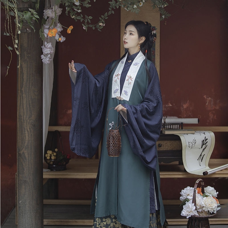 卿如故原创白菜汉服明制比甲绣花加长破肩甲一...