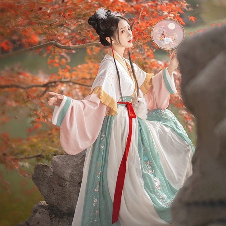 醉雨朵兔莲语汉服女正品原创中国风白菜晋制齐...