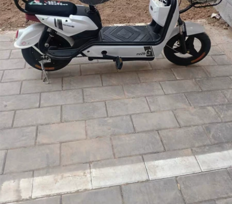 出售自用电动车，锂电48v24ah，续航长...