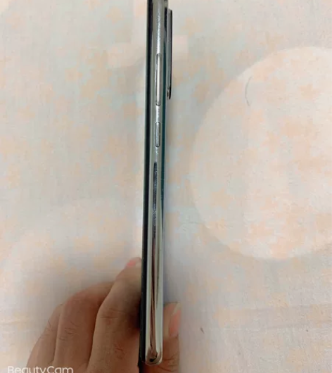 红米n8,轻微使用痕迹,4+64,售出不退...