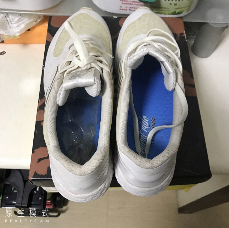 撤台甩卖新百伦运动鞋，全新半价甩卖。