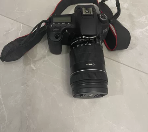 佳能单反相机60D+18-135镜头 如图...