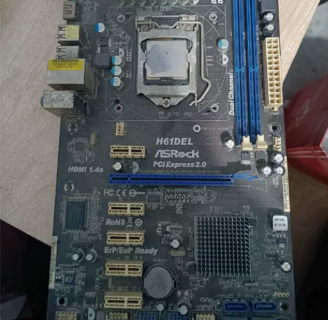 i32100/h61板U,带挡板,好像有个...
