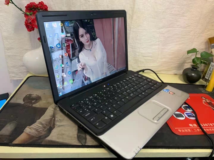 14寸i5清华同方笔记本电脑包邮独立显卡固...