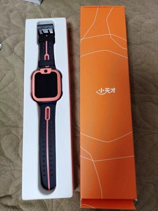 全新!小天才电话手表儿童智能手表z6全网通...