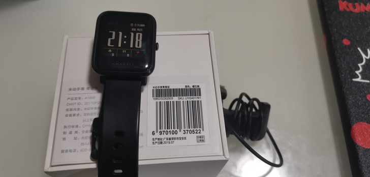 华米米动手表青春版，功能全好，成色见图吧。...