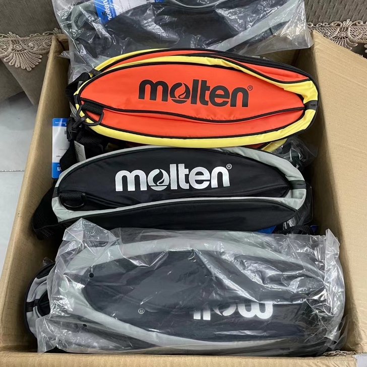 篮球包，好像是日本的牌子. molten篮...