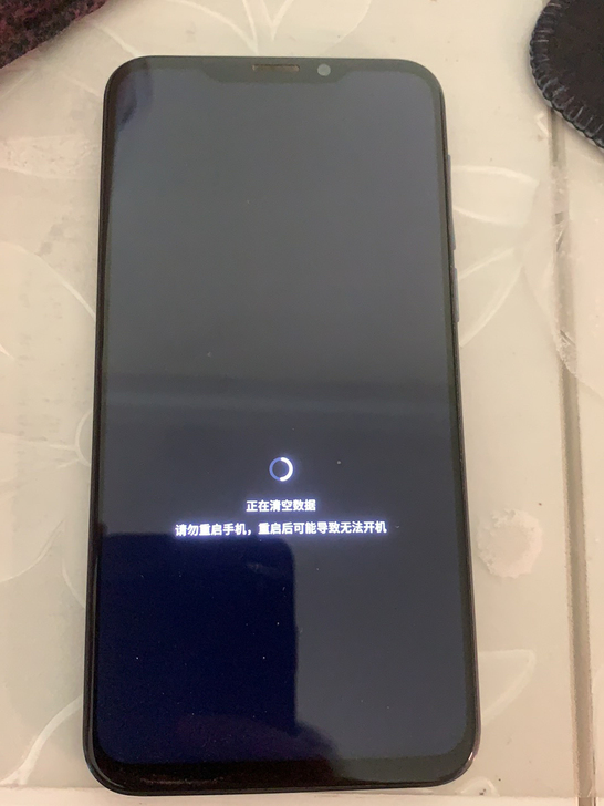 魅族x8黑色，内存4+64G，手机无暗病，...
