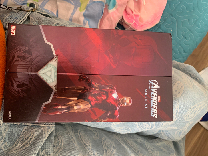 中动钢铁侠mk6 全新仅拆封，几天前刚买的...
