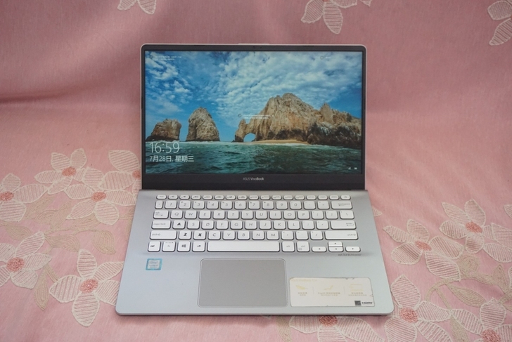 华硕灵耀s4300，i7八代，mx150笔...