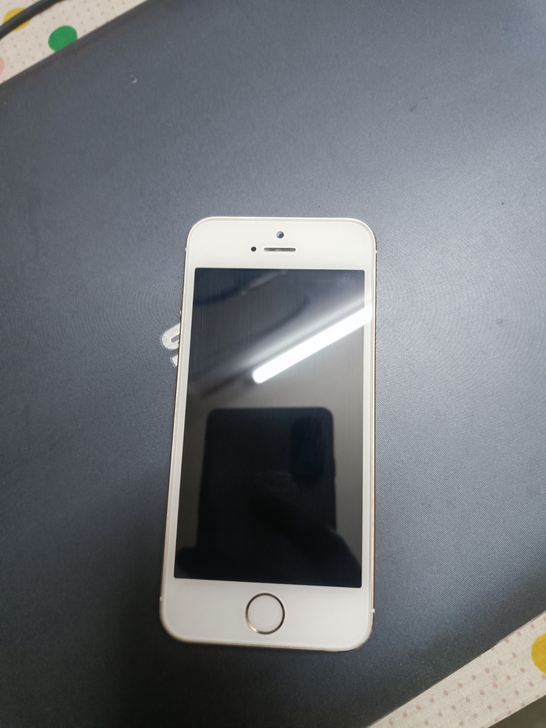 苹果5s 闲置出售  苹果ID可退