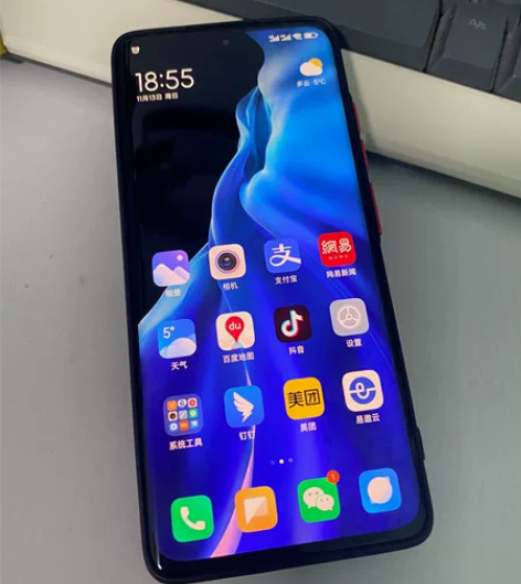 小米12保护的很好98新，没修过无任何问题...