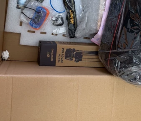 尼康D3500全新两台，刚买三四天，镜头和...
