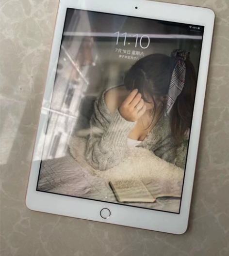 低价转让一台苹果平板ipad2017 12...