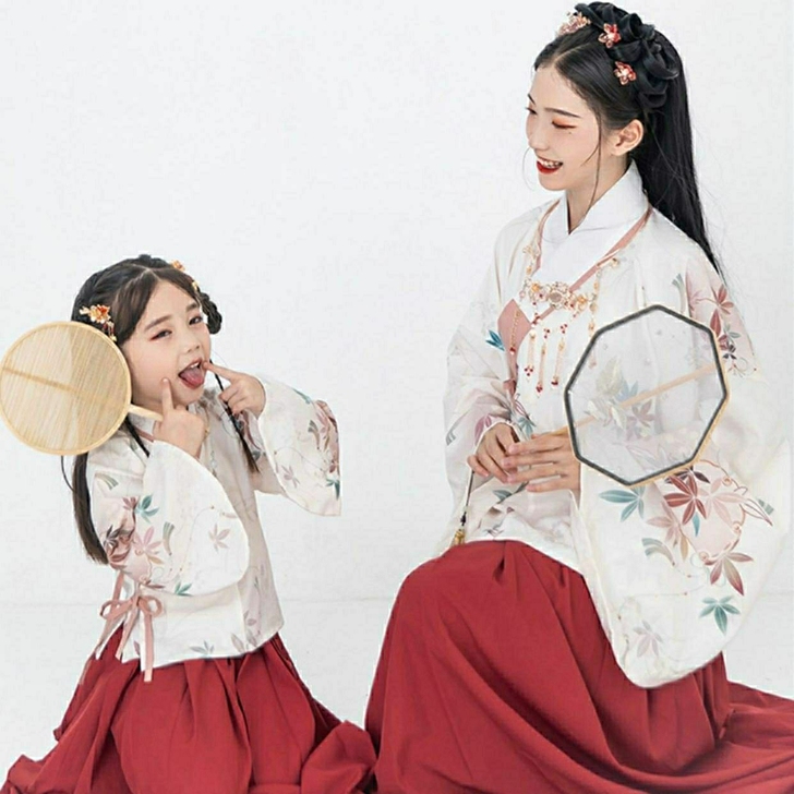 【低价转卖】明制女童汉服亲子汉服古装超仙襦...