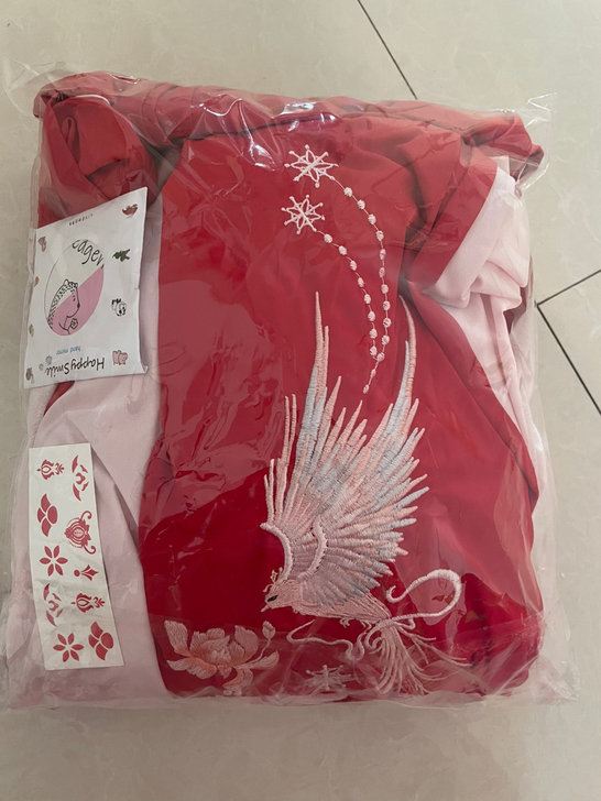 汉服三件套,仅试穿,怀孕估计穿的机会很少,...