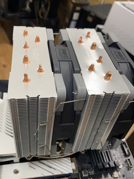 超频3东海s7双风扇大霜塔处理器散热器