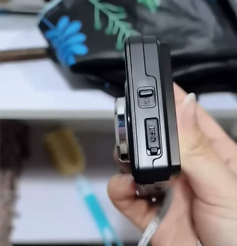 入门级相机，刚买一个月。应买了索尼a640...
