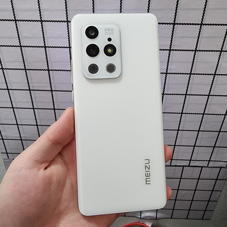 魅族18pro 5G 8＋256G全网通