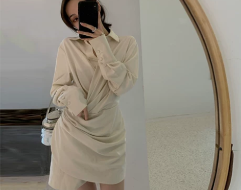 设计感小众抽褶连衣裙女2021秋季新款复古...