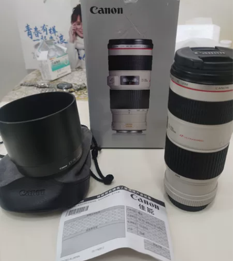 出自用一手佳能70-200 F4 is 镜...