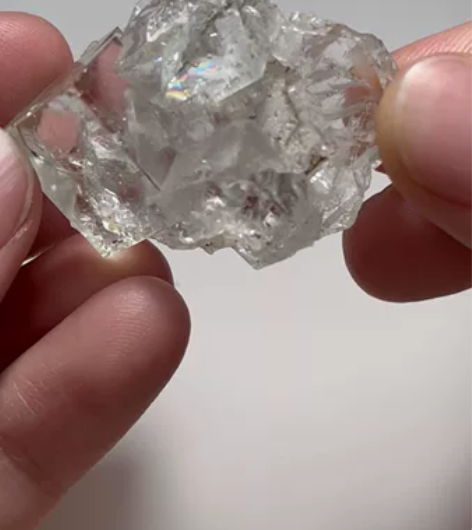 多处爆彩香花岭萤石，大颗粒纯晶体，实物是清...