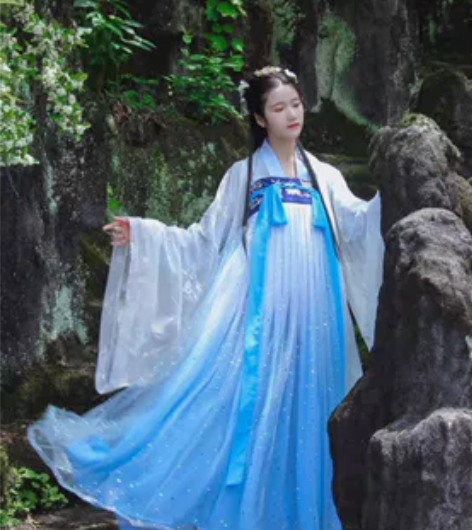 全新汉服 千韵岗 全新 仅上身试穿过一次...