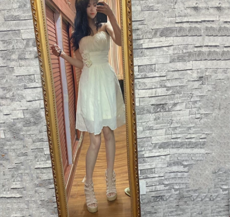 法式小晚礼服裙，2022新款宴会气质乳白色...